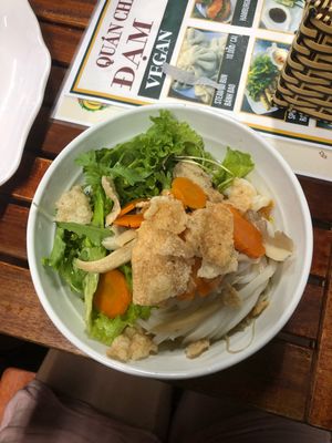 Quang noodles  at Quan Chay Dam in Hoi An