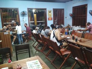 White foreigner dudes galore! (to be fair, two women came in later) at Quan Chay Dam in Hoi An