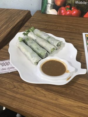 Fresh spring rolls  at Quan Chay Dam in Hoi An