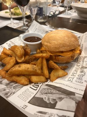 Vegan cheeseburger   at Los Manueles in Granada