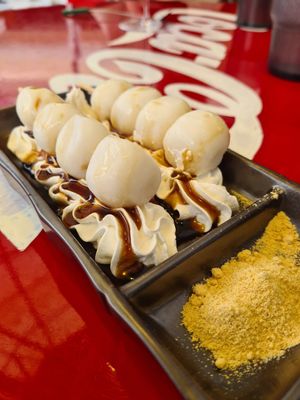 Dessert dumplings with soy cream and brown sugar at Kasu Udon EBISUYA Main Store in Osaka