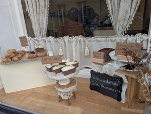  at Murmure in Versailles