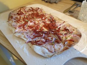 "Flammkuchen" with bacon at Oats & Coffee in Stralsund