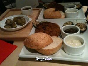 Carrot Burgers and Dips at W Gruncie Rzeczy in Warsaw