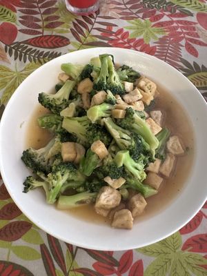 Broccoli in soy bean sauce with added tofuu  at KAPOW! in Koh Chang