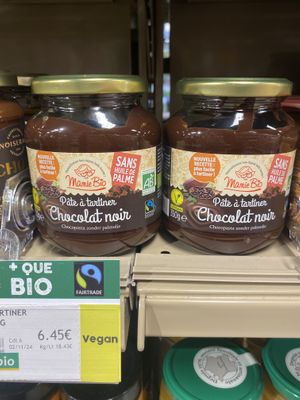 pâte à tartiner au chocolat vegan    at So.bio in Nancy