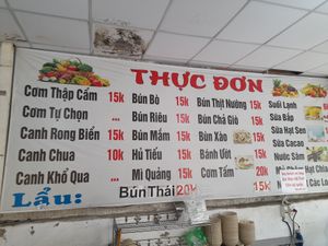 Menu. In Vietnamese only at Thôi Kệ in Ho Chi Minh City