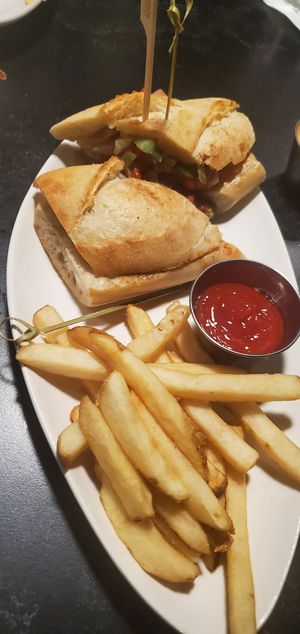 Portabella sandwich & fries at Taste in South Haven