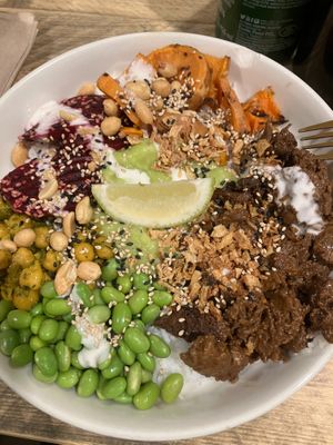 bowl 2, didn't like the "beef" at Áro in Lingen