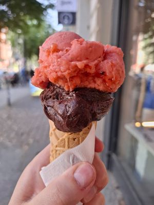 Dunkle Schokolade und Erdbeere at Süsse Sünde in Berlin
