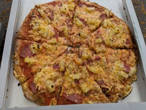 Pizza Hawaii at Pizzeria Corona in Dortmund