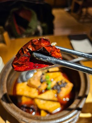 Even the dried peppers are to die for at Qingchunli in Hangzhou