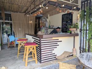 Home No. 8 although they have now expanded into next door too at Home No. 8 in Krabi