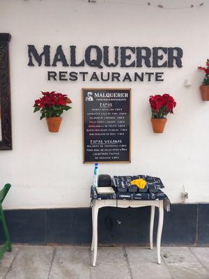 Tapas veganas at MALQUERER in Sevilla