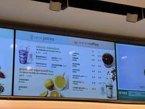 Juice and coffee menu    at ICN - Jamba - T1 in Incheon