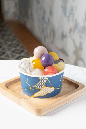 10 fresh fruit agar balls shaved ice. at AGAR RAGA - Akaaka - อาการากา in Bangkok