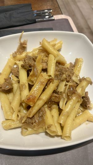 Ziti alla genovese  at Arrecrià Bistrot in Naples