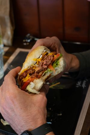 Il Doppio: double burger, double bacon,
double cheddar, salad,
tomato, mayo at Arrecrià Bistrot in Naples