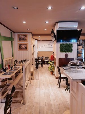  at Arrecrià Bistrot in Naples