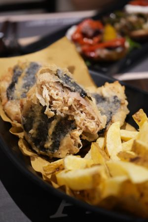 House made fish and chips at Arrecrià Bistrot in Naples