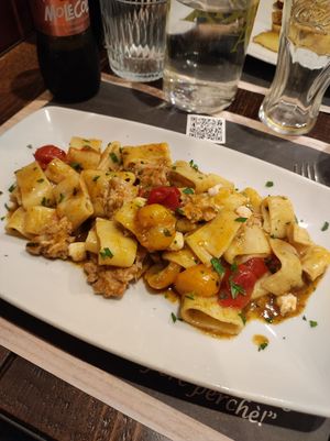 Calamarata at Arrecrià Bistrot in Naples