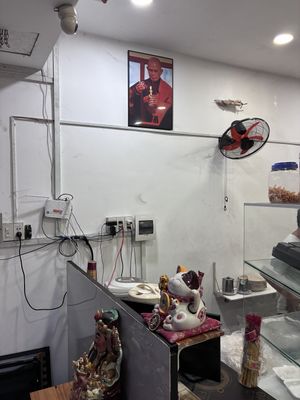 Thich Nhat Hahn picture, always a good sign!  at Tịnh Tam in Ho Chi Minh City