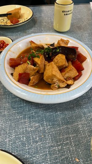 Fried toufu (山水豆腐) at Yu Long He Restaurant - 阳朔县金囍汇私房菜, 遇龙河店 in Guilin