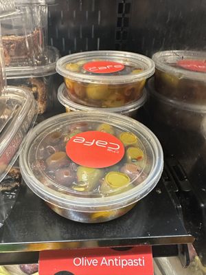 Olives   at The Cafe in San Juan