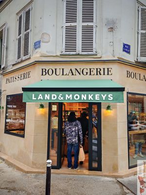 Facade at Land & Monkeys - Montmartre in Paris