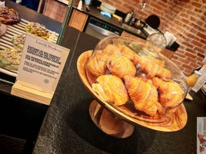 Croissant and chocolate in at Land & Monkeys - Montmartre in Paris