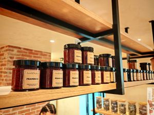 Jam at Land & Monkeys - Montmartre in Paris