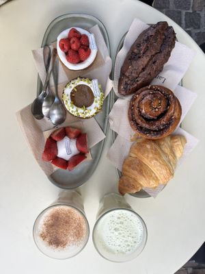   at Land & Monkeys - Montmartre in Paris