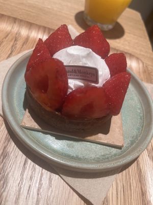   at Land & Monkeys - Montmartre in Paris