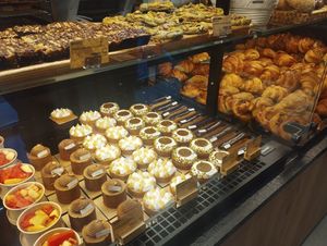  at Land & Monkeys - Montmartre in Paris