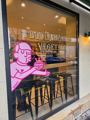  at Land & Monkeys - Montmartre in Paris