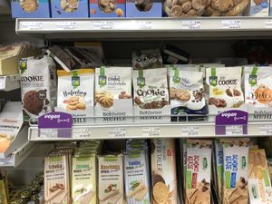 Vegan labels   at Tagwerk Biomarkt Freising in Freising