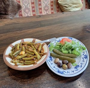  at Taratoer in Leiden