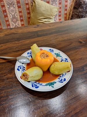 Vegan Stuffed Zucchini at Taratoer in Leiden