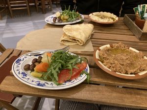   at Taratoer in Leiden