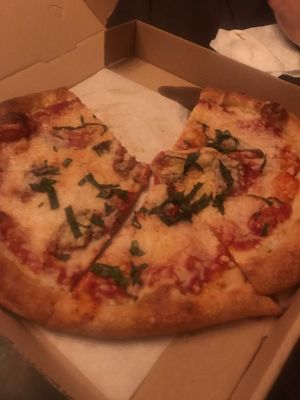 Vegan margarita pizza! Yummy!  at Mellow Mushroom in San Antonio