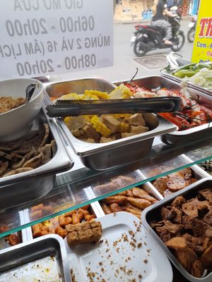 Com chay selection at Thôi Ke in Ho Chi Minh City