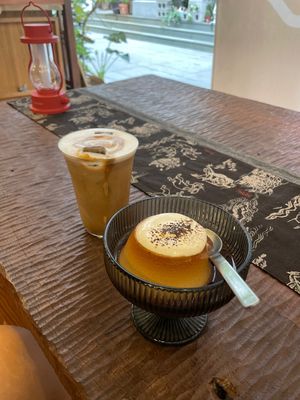   at Koneko Cafe in Taipei
