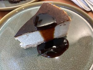 Original cheesecake at Koneko Cafe in Taipei