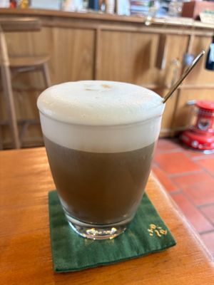 Latte at Koneko Cafe in Taipei