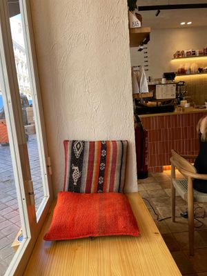  at Nuna Coffee Shop in Madrid