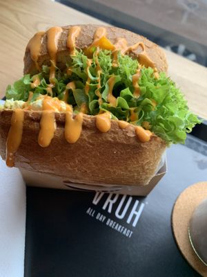 Avocado and egg toast! It doesn’t look so big but I was so full after it!   at VRÜH - All Day Breakfast - Kreuzstrasse in Dortmund