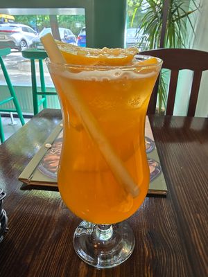 Peach Tea with Orange Juice and Lemo grass at Metta Vegan in Warsaw