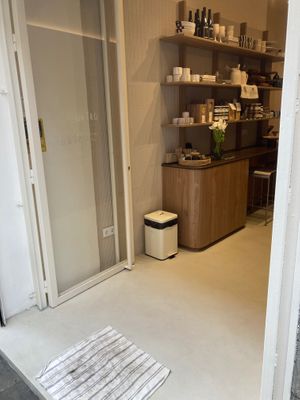  at Cuatro Cafecito in Madrid