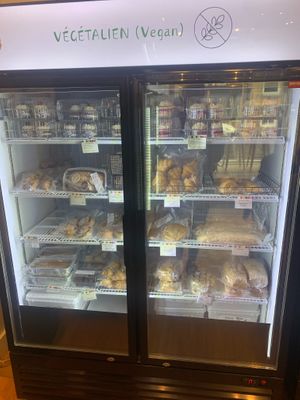 Frozen Case at Chez Hansel et Gretel in Quebec