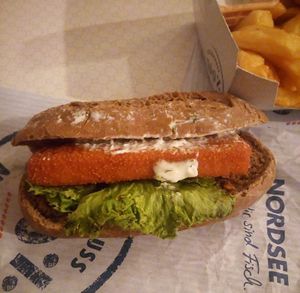 "Plant Based Backvish-Baguette" at Nordsee - Berlin Gesundbrunnen-Center in Berlin